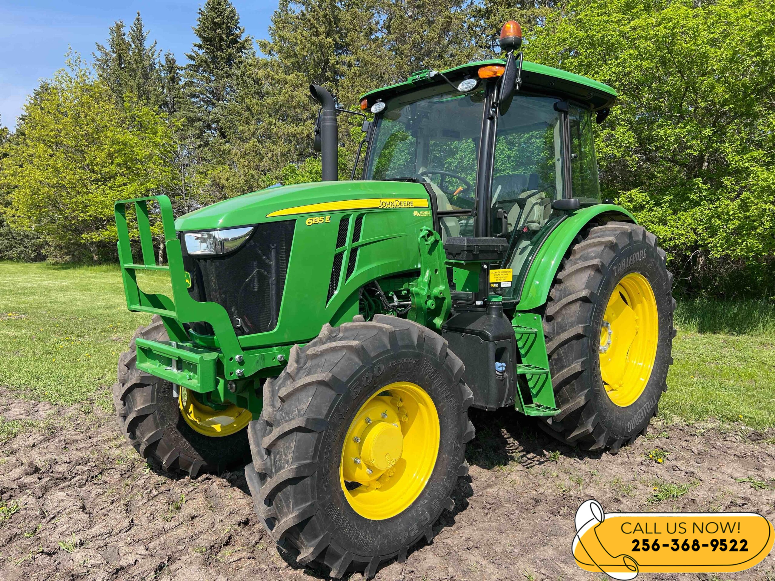 2022 John Deere 6135E